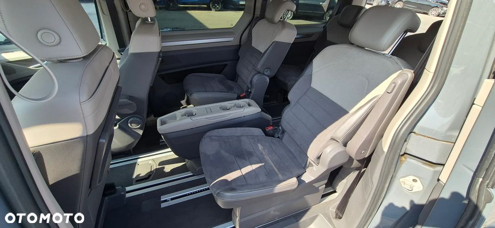 Volkswagen Multivan 1.4 TSI eHybrid PHEV 160kW L1 Life DSG - 30