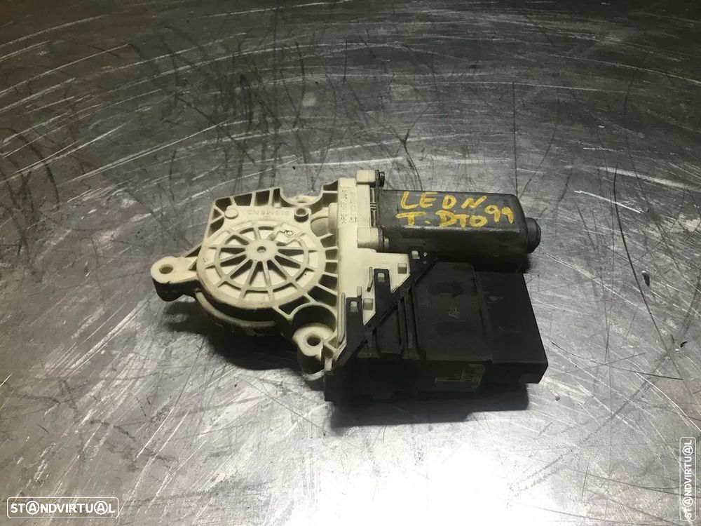 MOTOR DO ELEVADOR DE VIDRO SEAT LEON / TOLEDO 1M FRENTE ESQUERDO / DIREITO / TRAS ESQ / DTO - 1