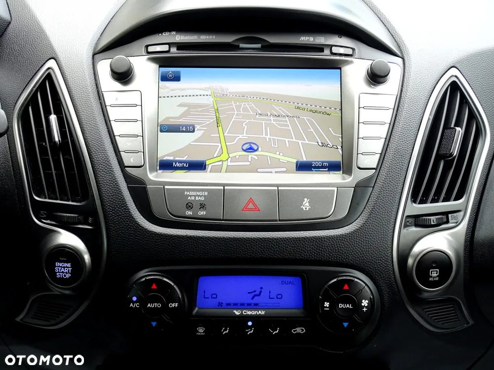 Hyundai ix35 1.6 2WD Fifa World Cup Edition - 18