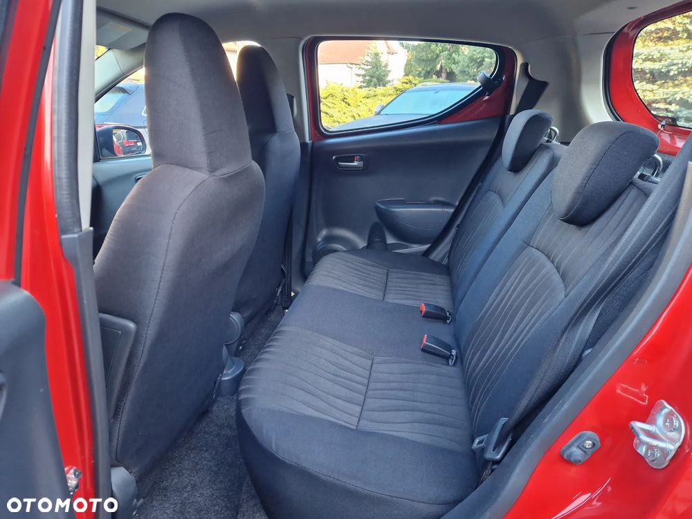 Nissan Pixo 1.0 Visia - 11