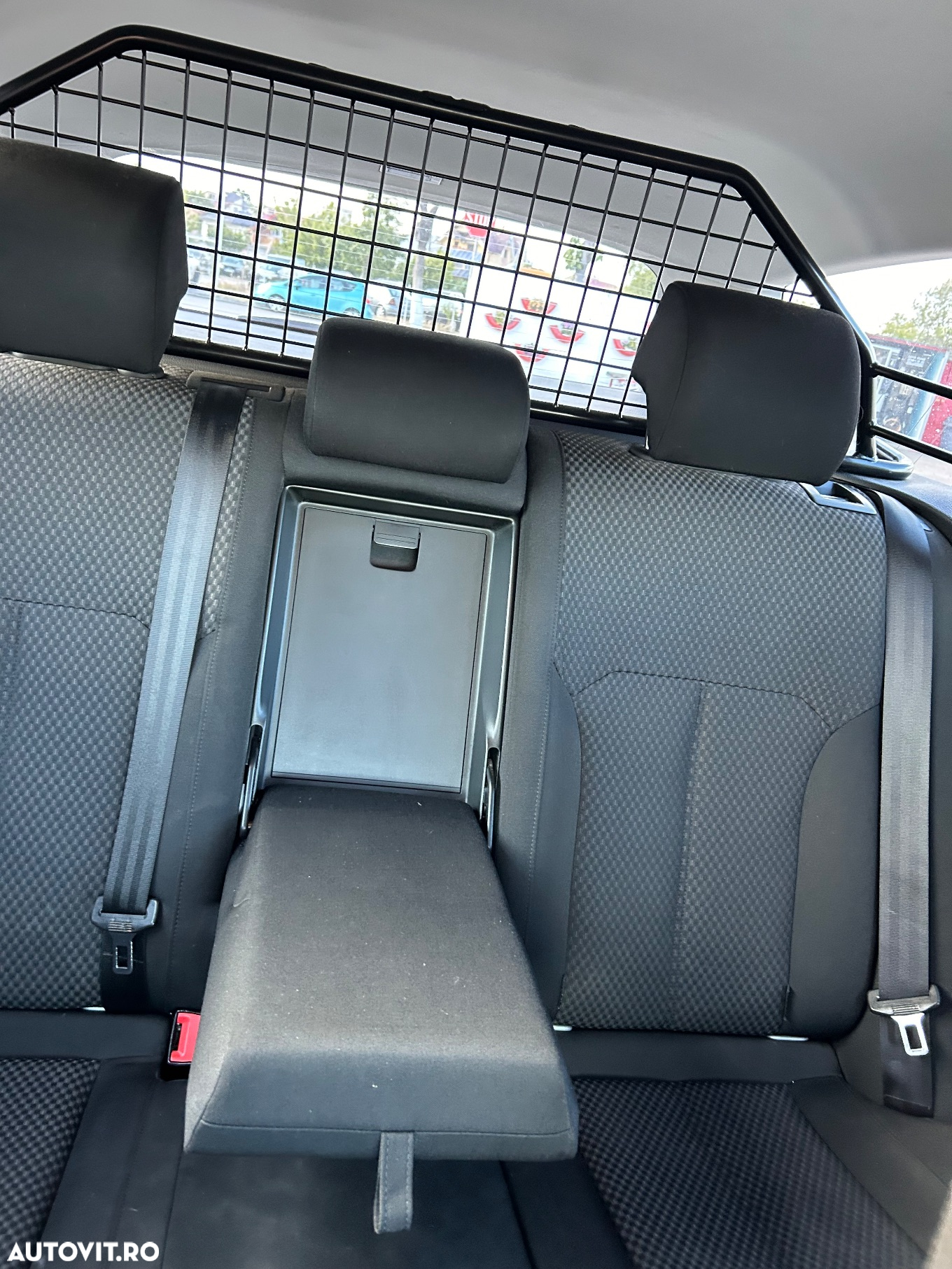 Volkswagen Passat Variant 2.0 TDI BlueMotion Technology DSG Comfortline - 7