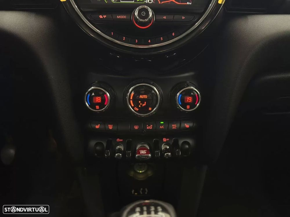 MINI 5 Portas Cooper D - 23