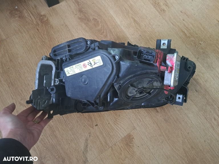 Far Dreapta Bi-Xenon BMW Seria 7 F01 F02 - Cod 7182140 - Original ZKW COMPLET (Defect prindere) - 5