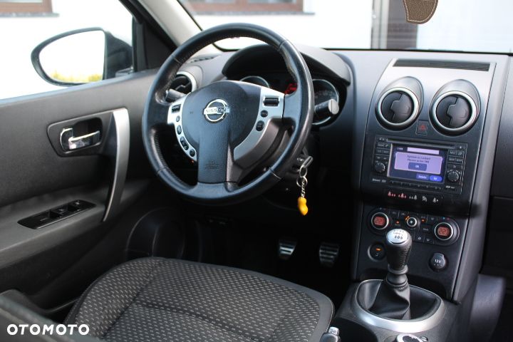 Nissan Qashqai 2.0 4x4 Tekna - 39