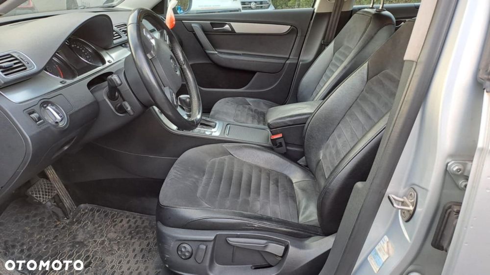 Volkswagen Passat - 15