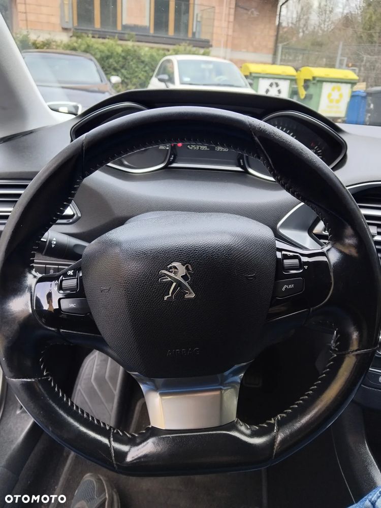 Peugeot 308 1.5 BlueHDi Business Line S&S - 16