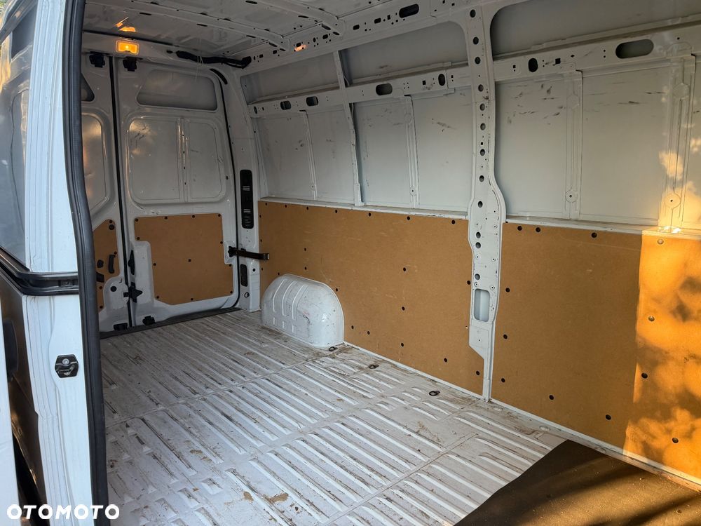 Renault Master - 33
