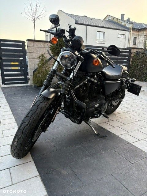 Harley-Davidson Sportster Iron 883 - 12