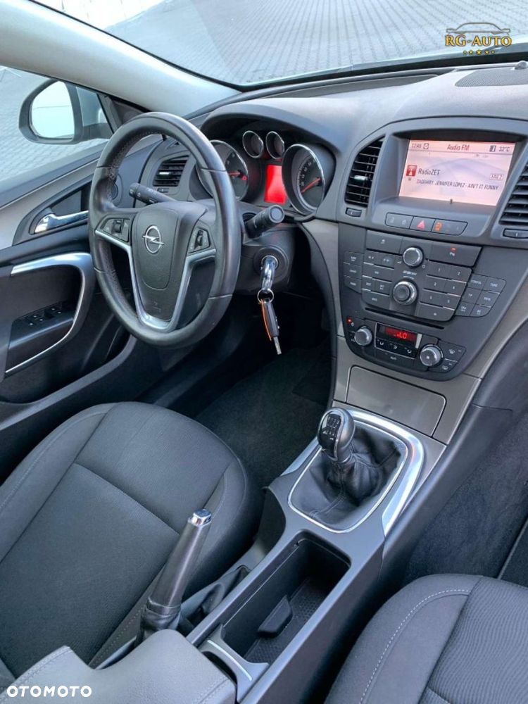 Opel Insignia - 30