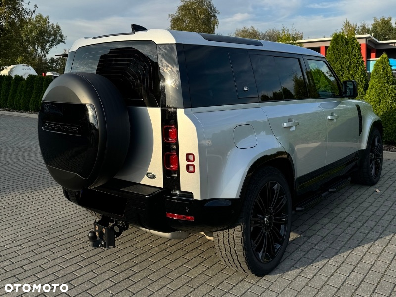 Land Rover Defender 110 2.0 D240 - 9