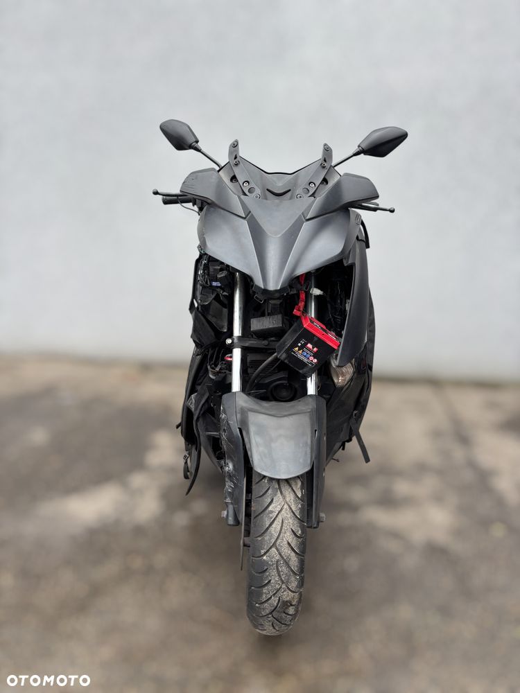 Yamaha X-max - 7