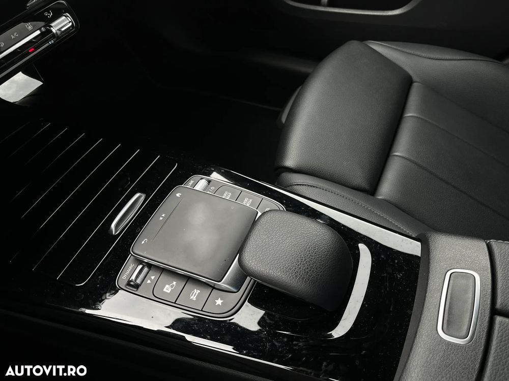 Mercedes-Benz A 250 e 8G-DCT - 22