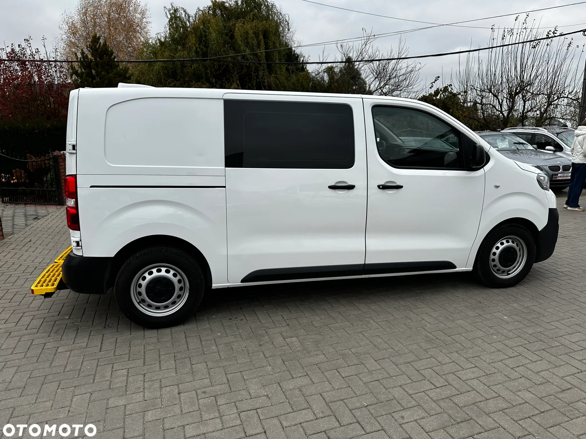 Peugeot Expert - 32