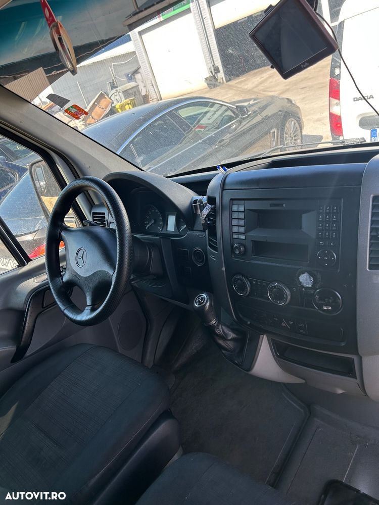 Mercedes-Benz Sprinter 906 - 7