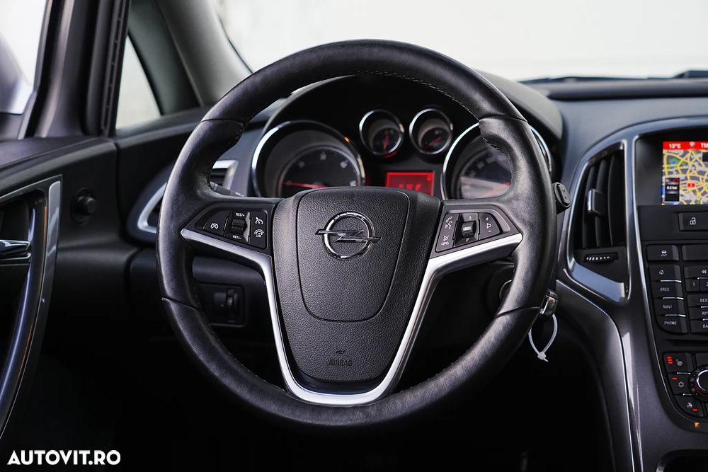 Opel Astra 1.7 CDTI DPF ecoFLEX Sports TourerStart/Stop Design Edition - 11