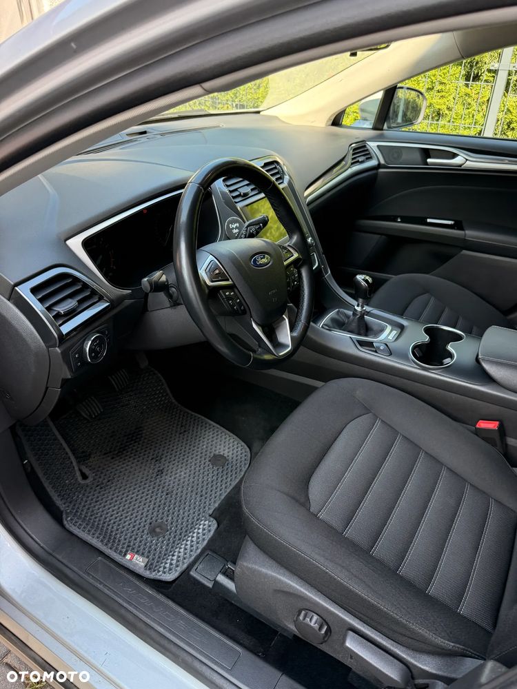 Ford Mondeo - 15