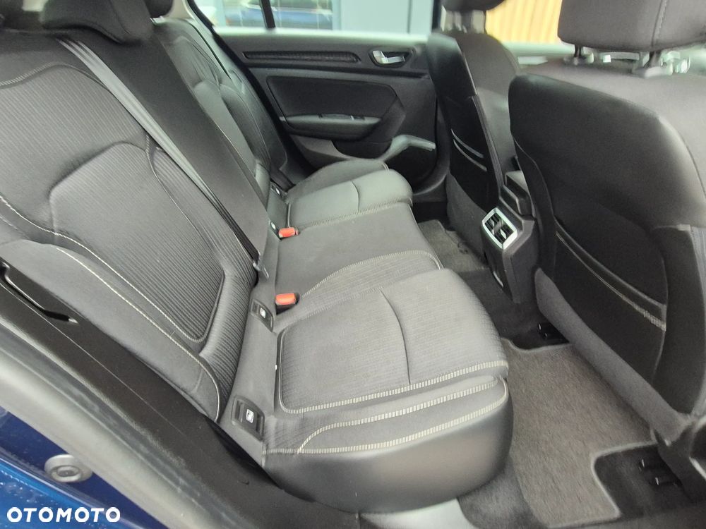 Renault Megane ENERGY TCe 100 EXPERIENCE - 31