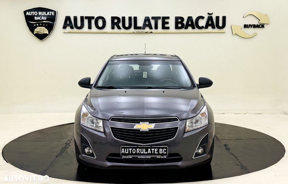 Chevrolet Cruze - 10