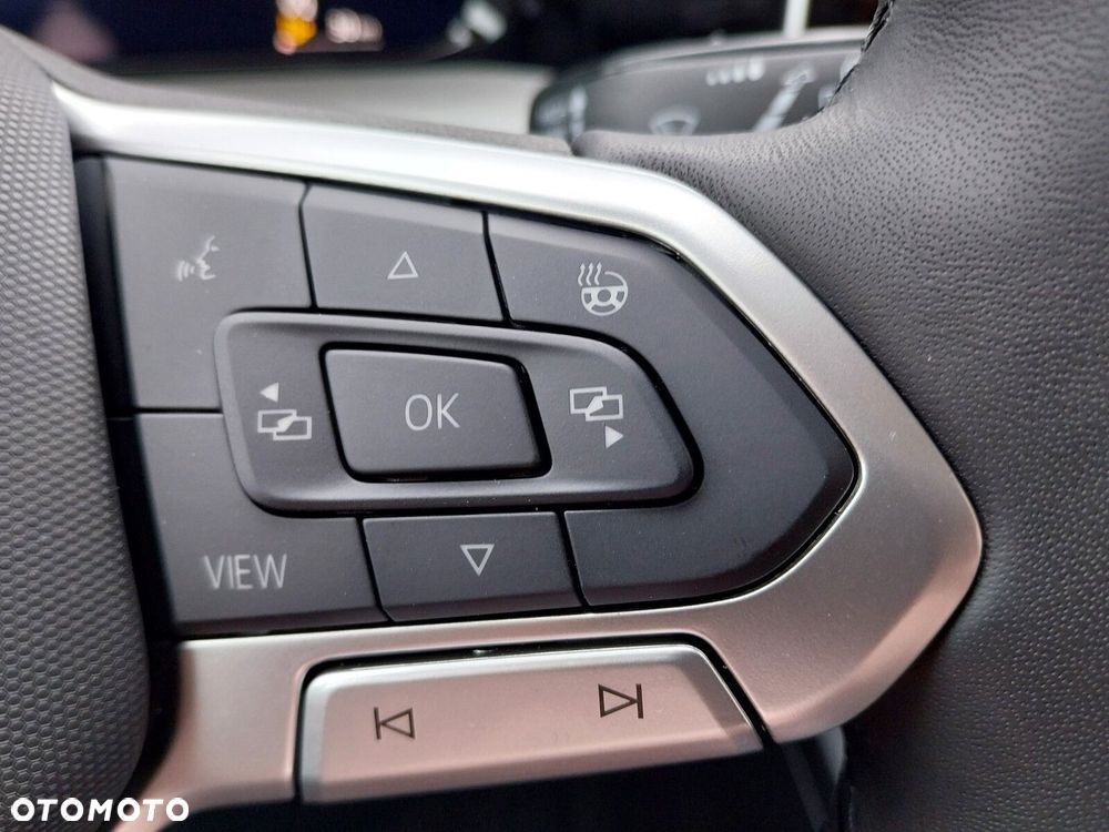 Volkswagen Golf - 16