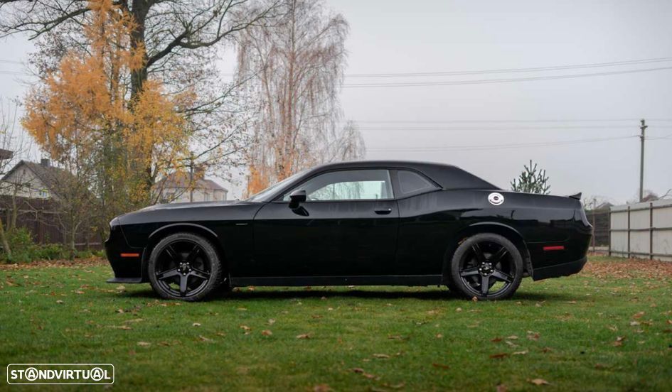 Dodge Challenger Auto SXT Plus - 6