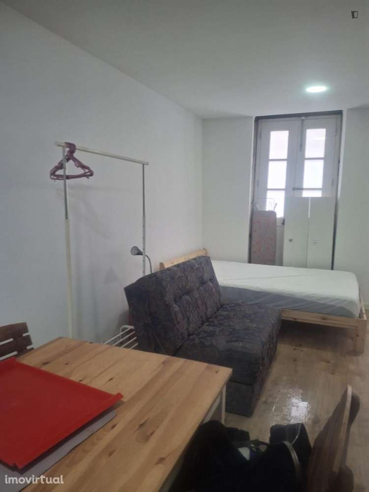 Estúdio - localizado em Montarroio Coimbra - Grande imagem: 3/11