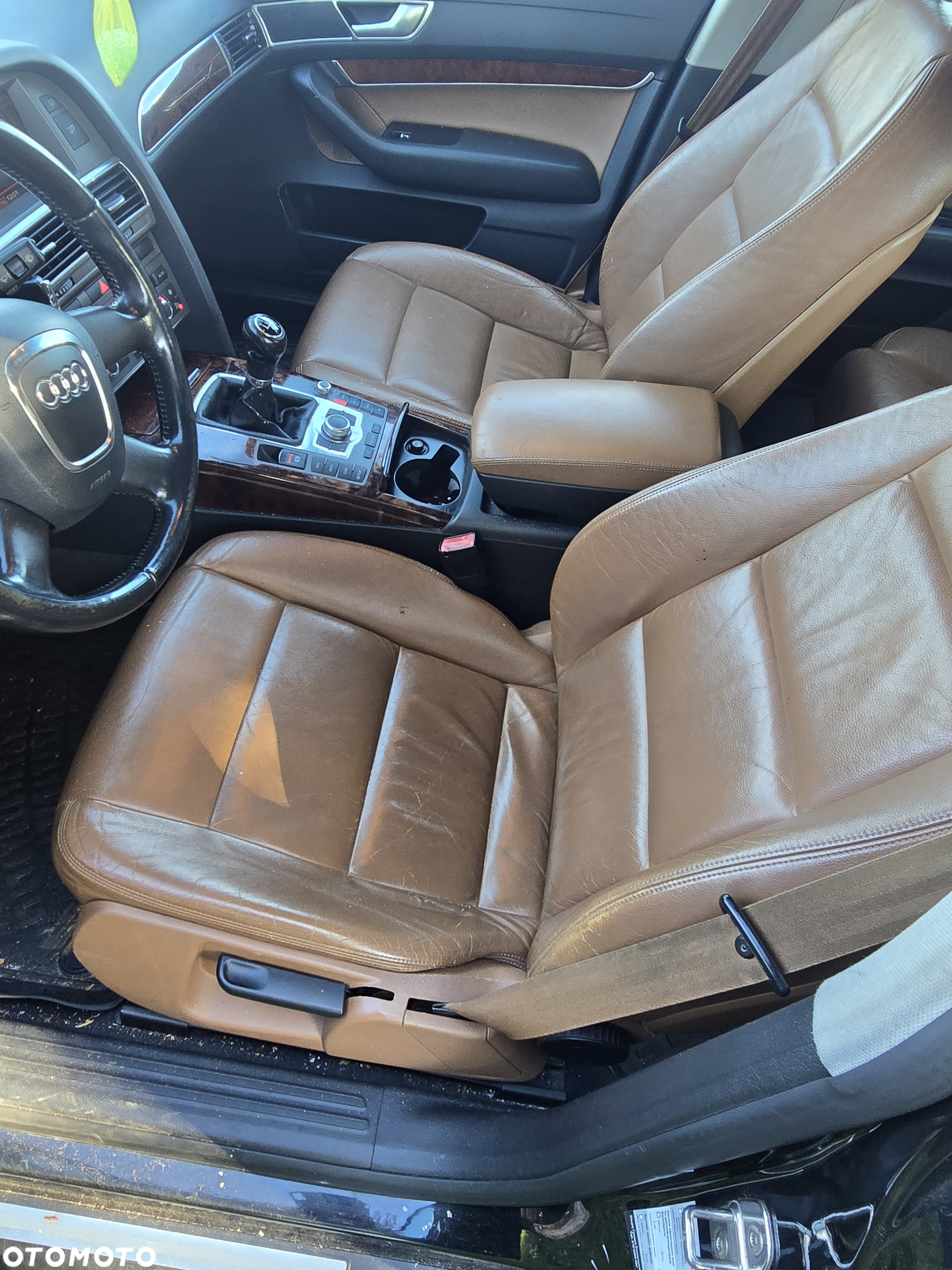 Audi A6 - 6