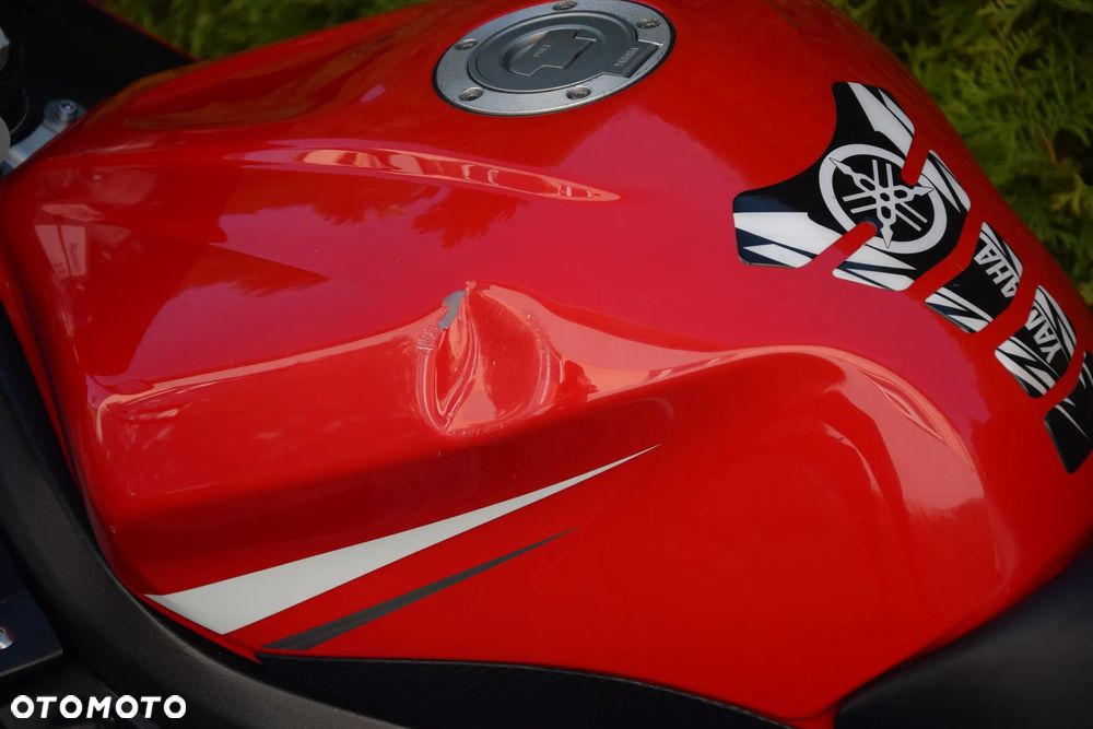 Yamaha R6 - 16