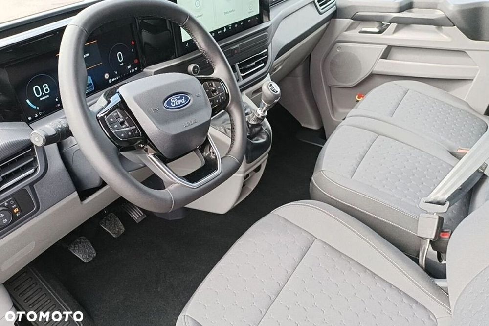 Ford Transit Custom - 10