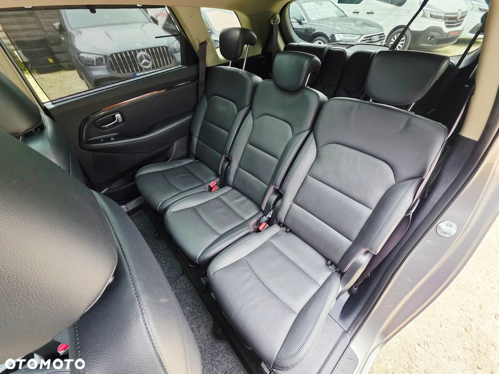 Kia Carens 1.7 CRDi XL 7os DCT - 5