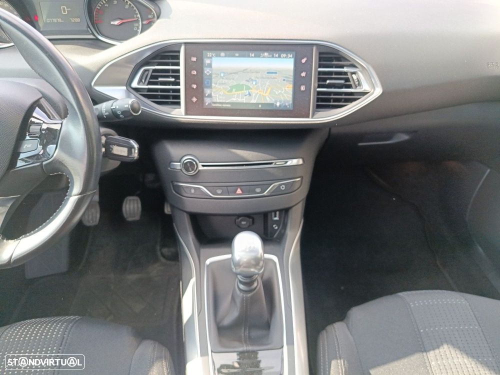 Peugeot 308 SW 1.6 e-HDi Allure - 11