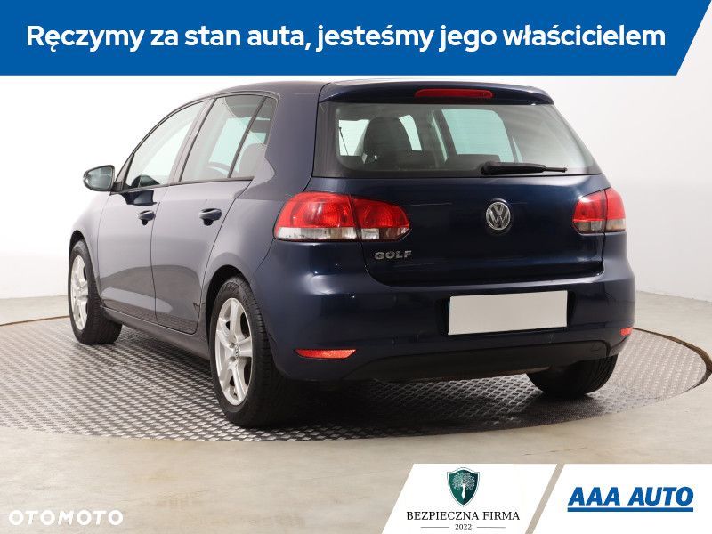 Volkswagen Golf - 5