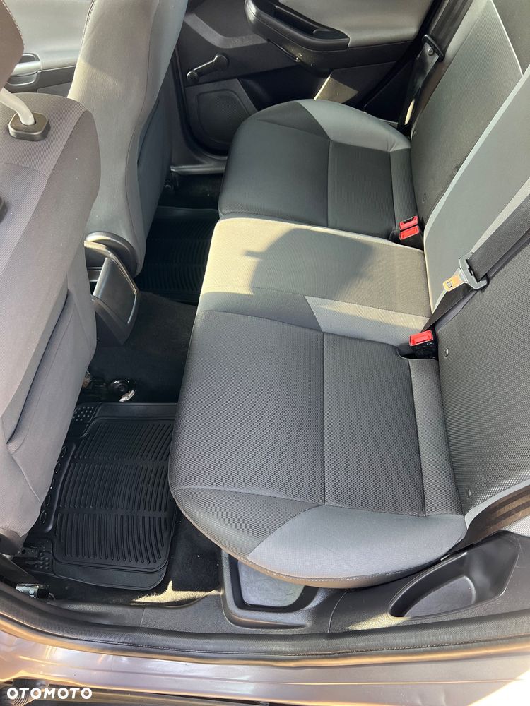 Ford Focus 1.0 EcoBoost Start-Stopp-System TREND - 12