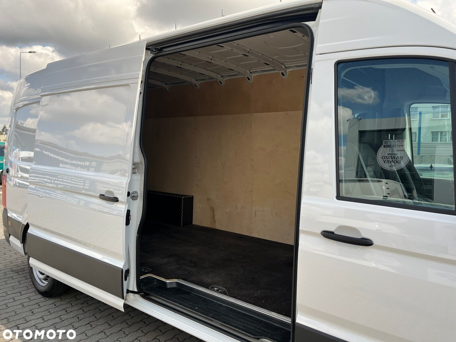 Volkswagen Crafter Furgon 4490 177KM L3H2 - 11