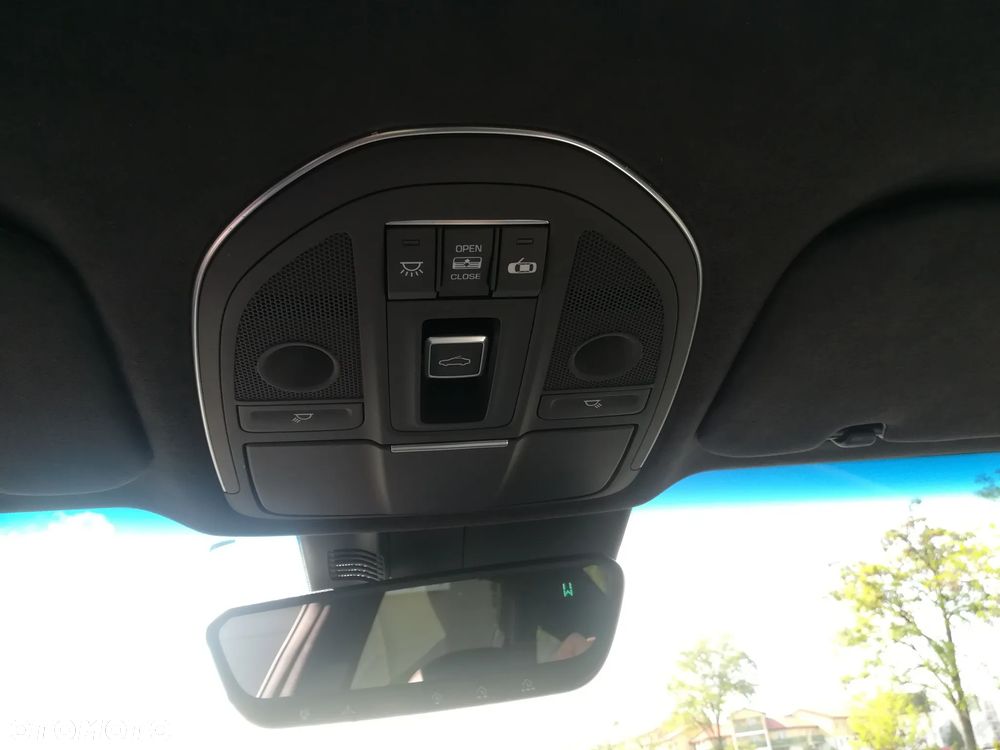 Genesis G80 - 26