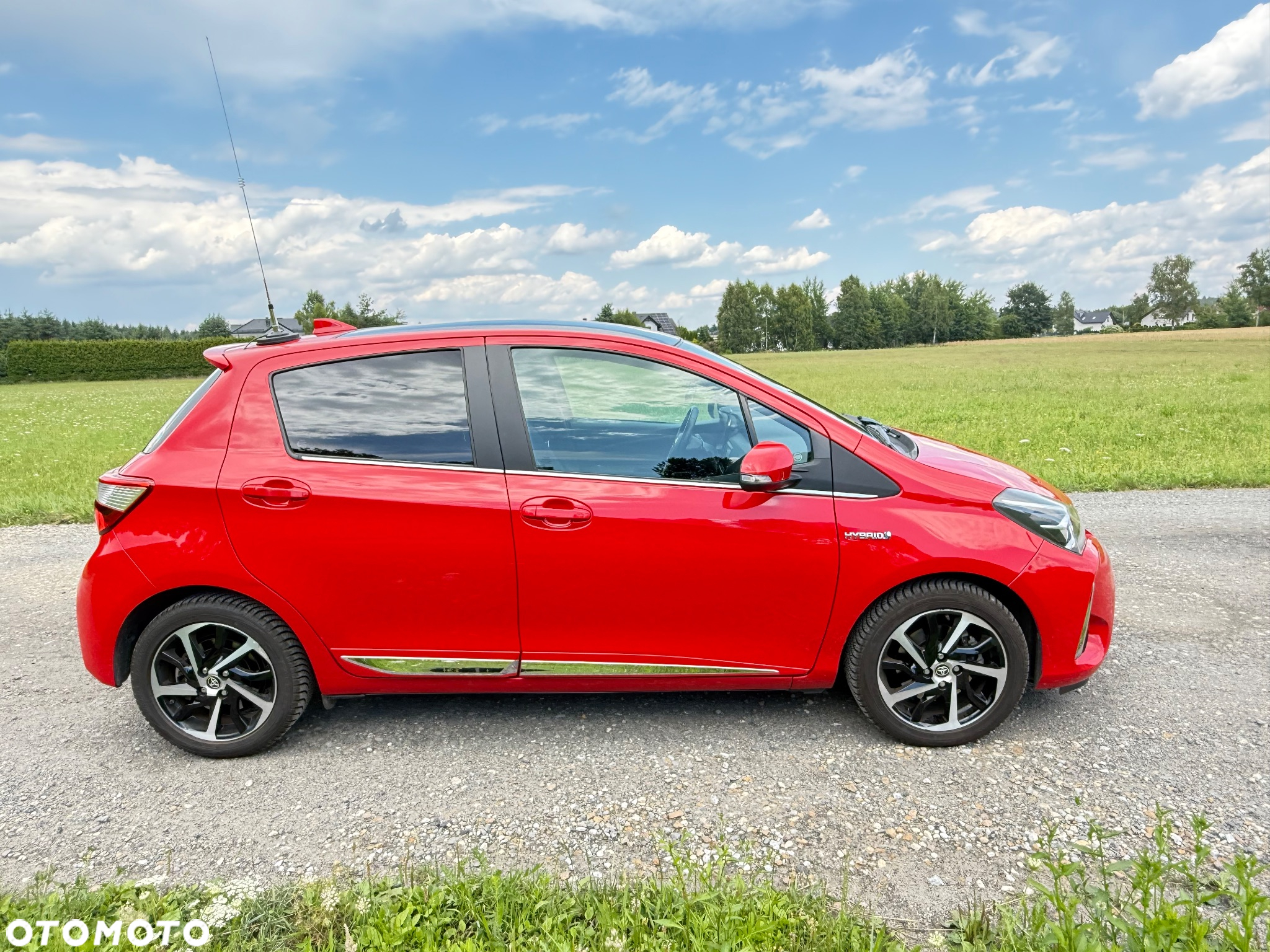 Toyota Yaris Hybrid 100 GR Sport - 10