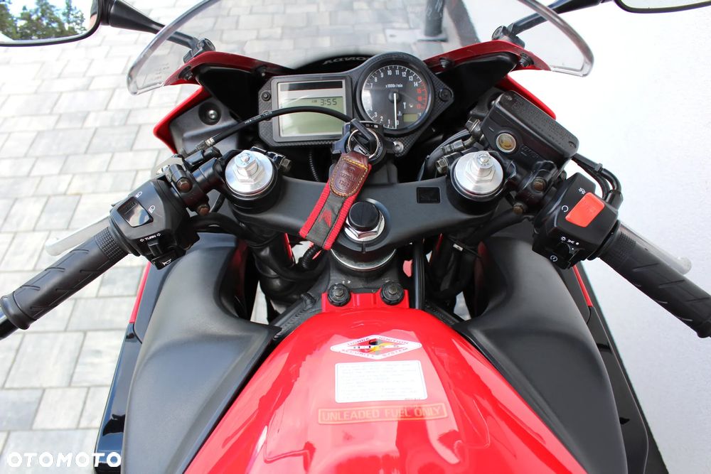 Honda CBR - 15