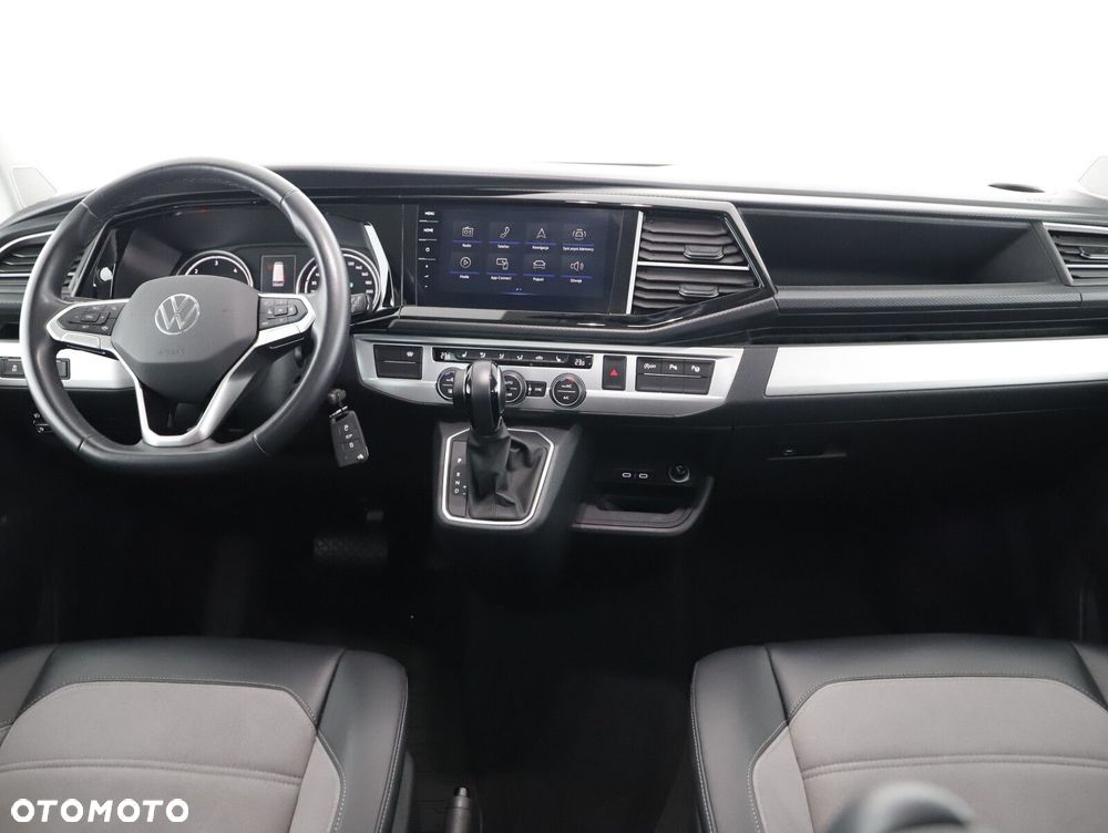 Volkswagen Multivan - 11