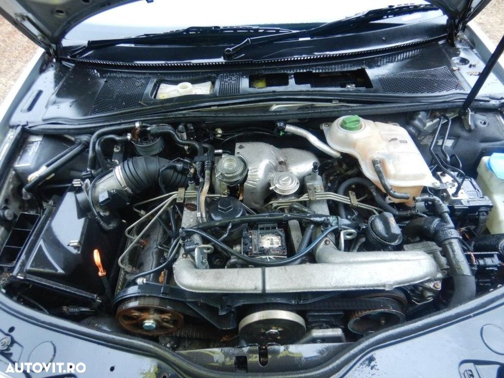 Pompa injectie Skoda Superb 2007 Berlina 2.5 TDI - 2