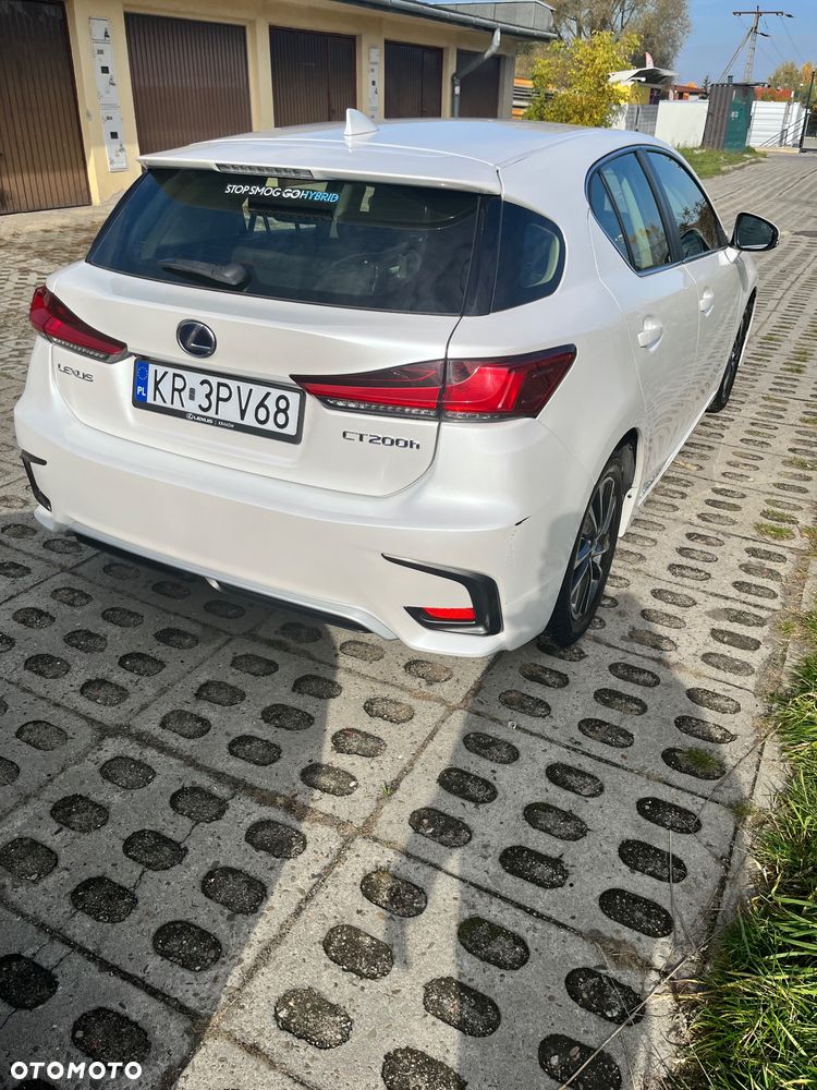 Lexus CT - 13