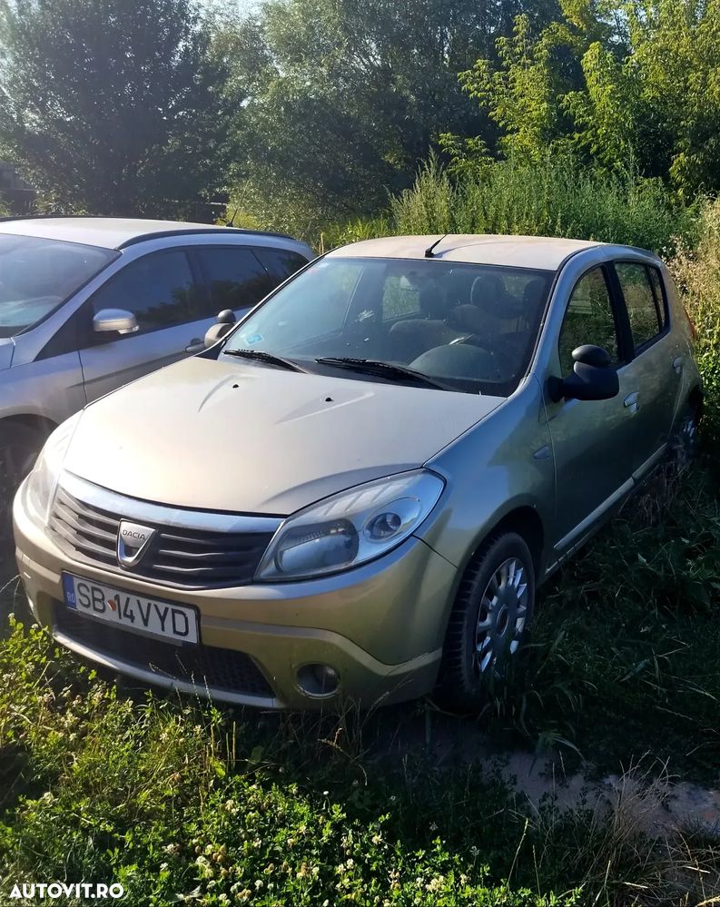 Dacia Sandero 1.6 MPI Stepway - 1