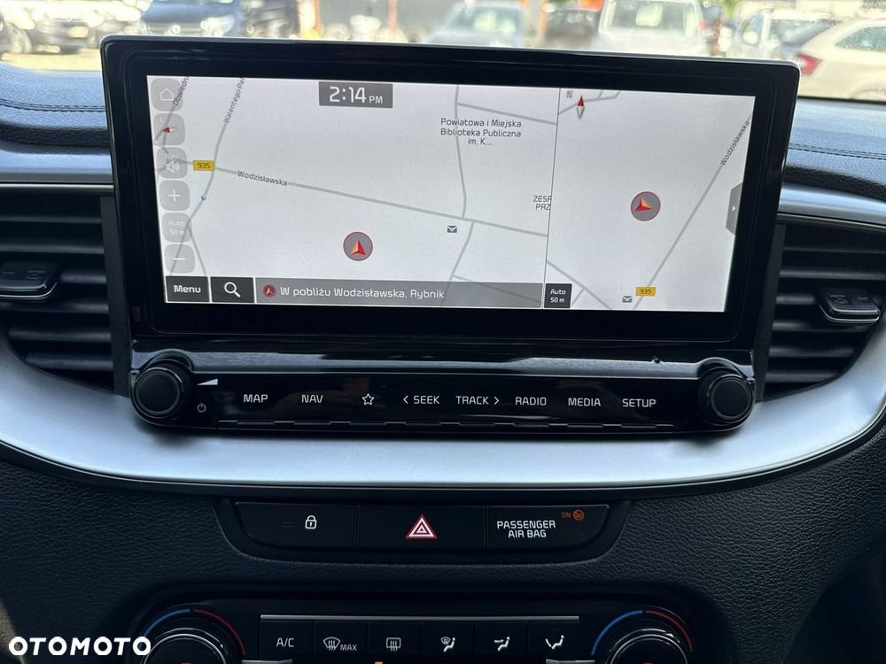 Kia Ceed - 35