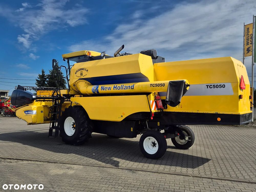 New Holland TC5050 - 3