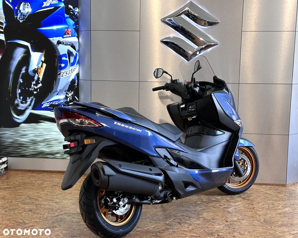 Suzuki Burgman - 4