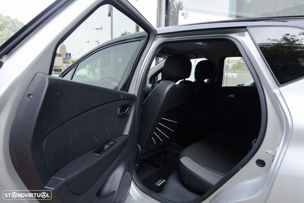 Renault Captur 1.5 dCi Exclusive - 12