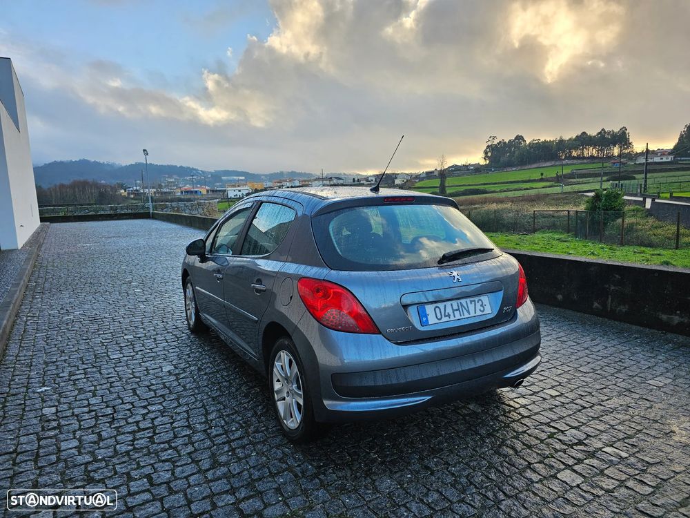 Peugeot 207 1.6 HDi Sport - 8