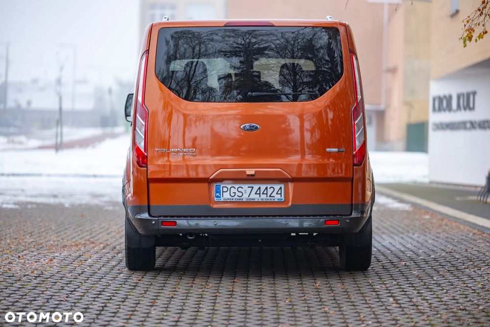 Ford Tourneo Custom 2.0 EcoBlue L1 Active - 14