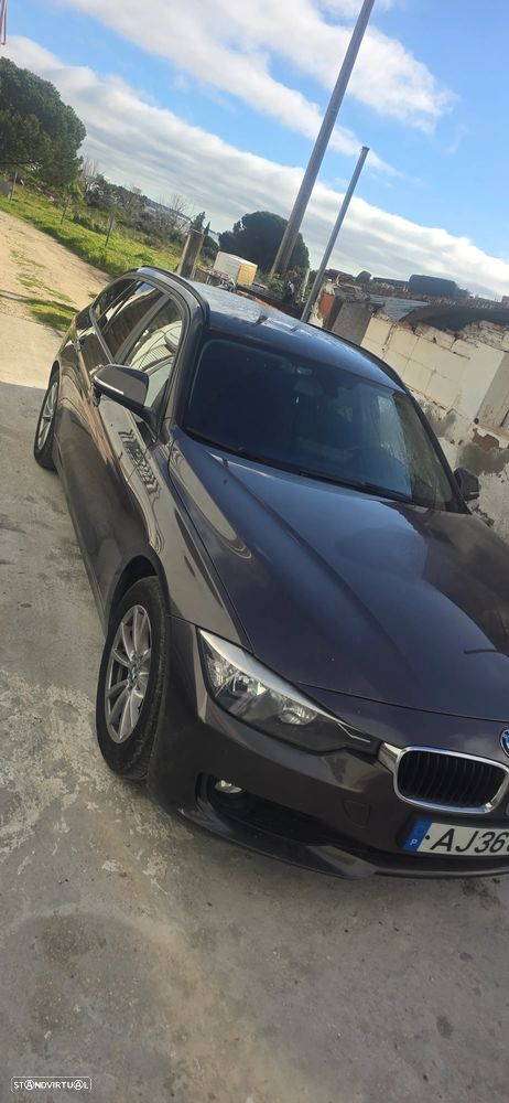 BMW 318 d Aut. Modern Line - 11