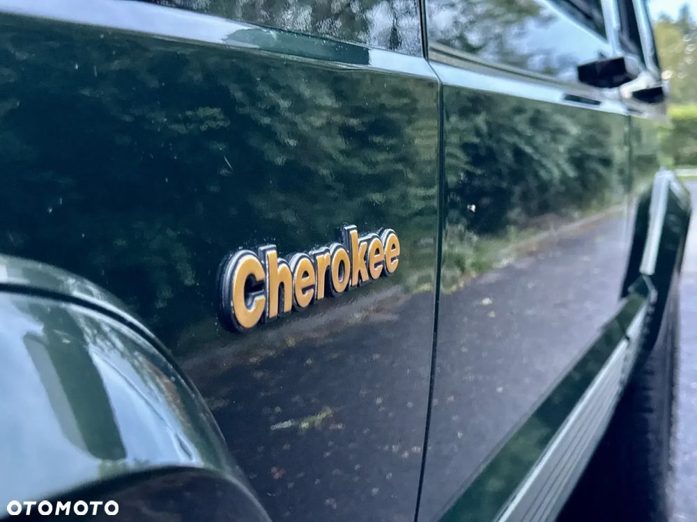 Jeep Cherokee - 3