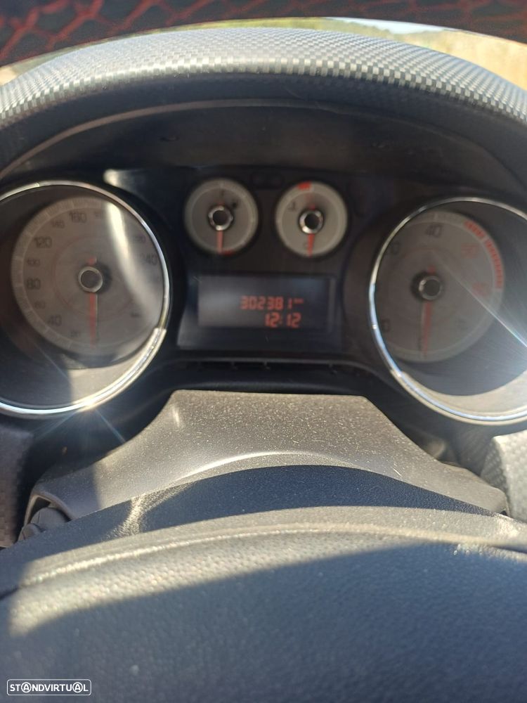 Fiat Bravo 1.9 M-Jet Sport - 12