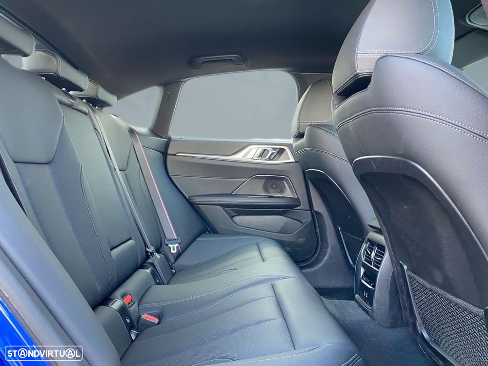 BMW i4 eDrive35 Pack Desportivo M Pro - 17